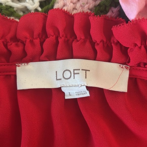 Loft - shirt 
Red 
Great condition - Picture 2 of 2